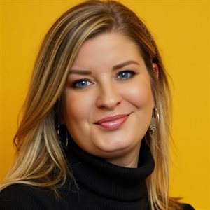 Julie Carter